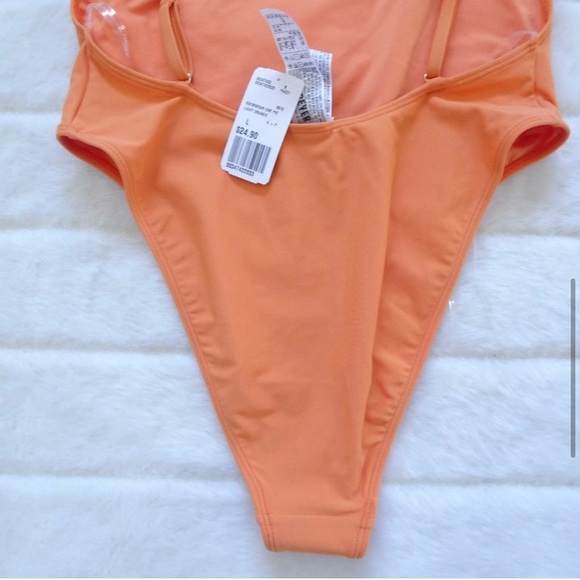 NWT Forever 21 One Piece Swimsuit Large - Picture 5 of 11